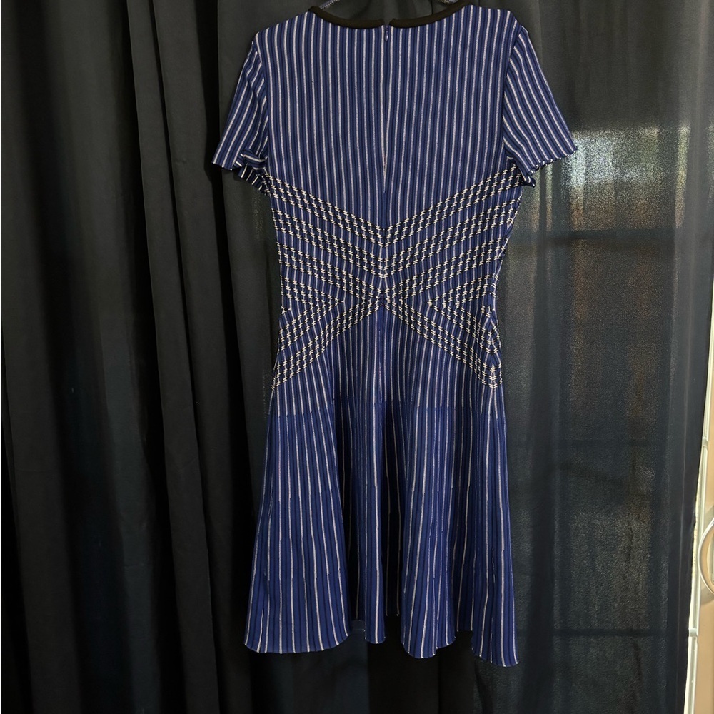 St John Atlantis royal blue black knit fit and flare knee length dress - Picture 8 of 8